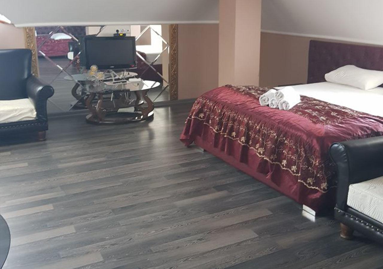 Emperum Nelson Hotel Chişinău Extérieur photo