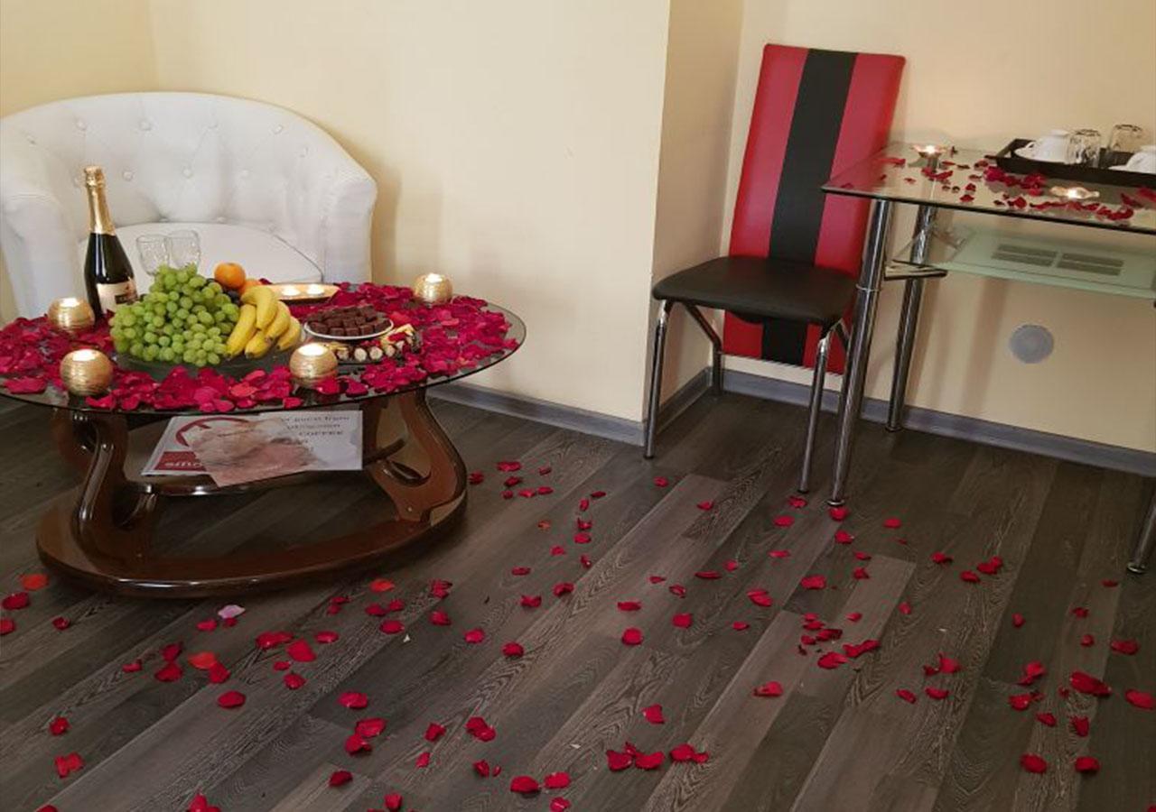 Emperum Nelson Hotel Chişinău Extérieur photo