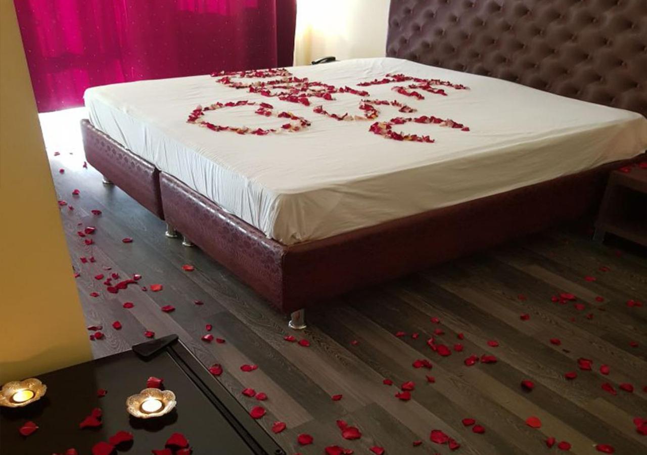 Emperum Nelson Hotel Chişinău Extérieur photo