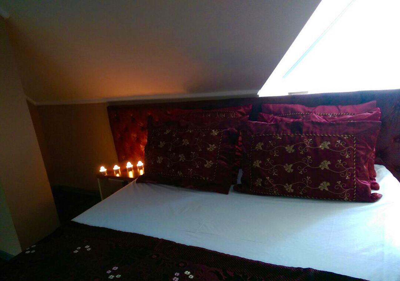 Emperum Nelson Hotel Chişinău Extérieur photo